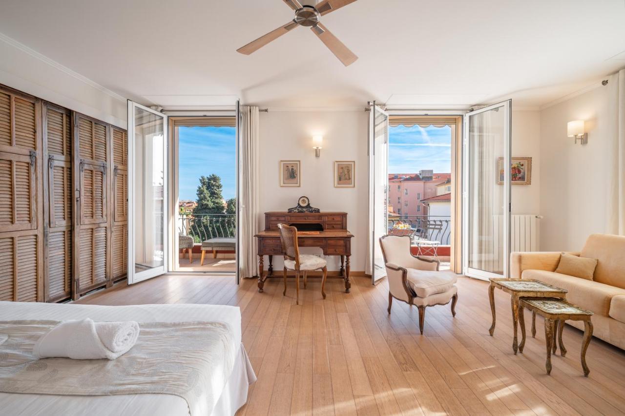 La Fabrique A Poupees - Chambres Et Appartements De Charme Au Coeur De Menton Luaran gambar