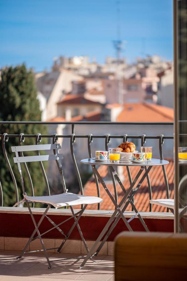 La Fabrique A Poupees - Chambres Et Appartements De Charme Au Coeur De Menton Luaran gambar