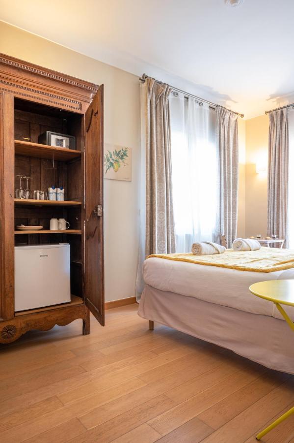 La Fabrique A Poupees - Chambres Et Appartements De Charme Au Coeur De Menton Luaran gambar