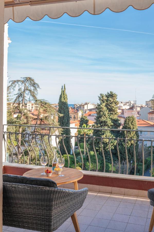 La Fabrique A Poupees - Chambres Et Appartements De Charme Au Coeur De Menton Luaran gambar