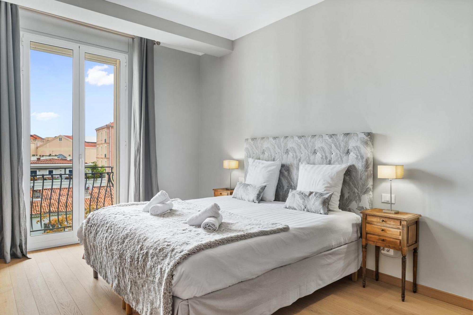 La Fabrique A Poupees - Chambres Et Appartements De Charme Au Coeur De Menton Luaran gambar