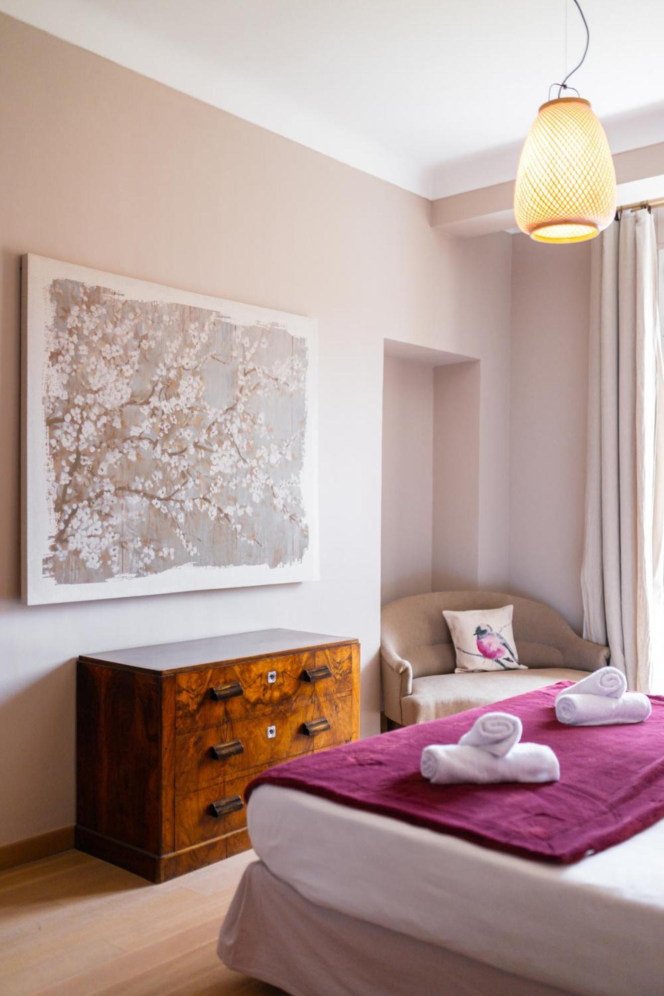 La Fabrique A Poupees - Chambres Et Appartements De Charme Au Coeur De Menton Luaran gambar