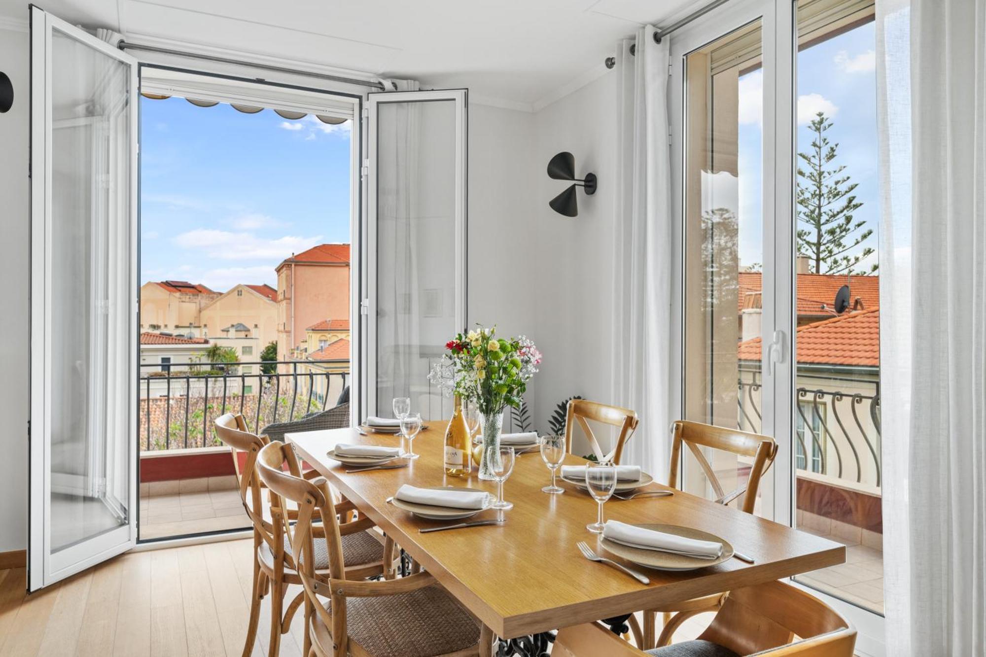 La Fabrique A Poupees - Chambres Et Appartements De Charme Au Coeur De Menton Luaran gambar