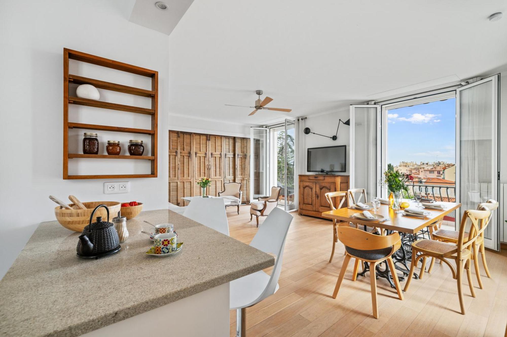 La Fabrique A Poupees - Chambres Et Appartements De Charme Au Coeur De Menton Luaran gambar